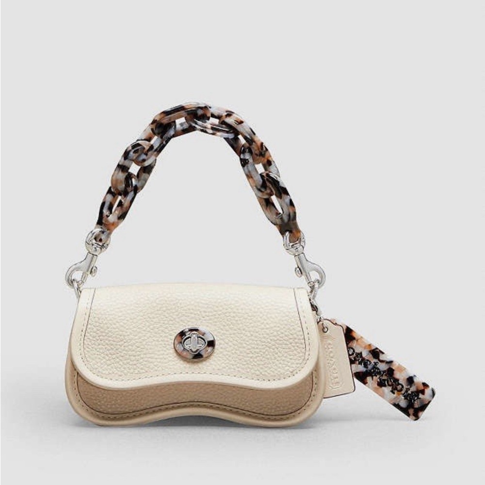 Coachtopia NWT mini wavy dinky bag white